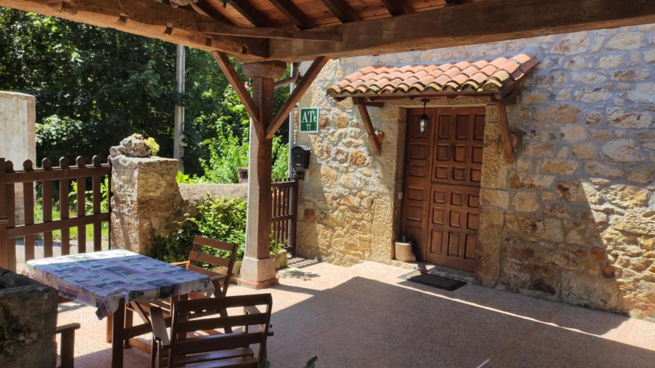 Apartamentos Rurales La Caviana Onís Exteriör bild