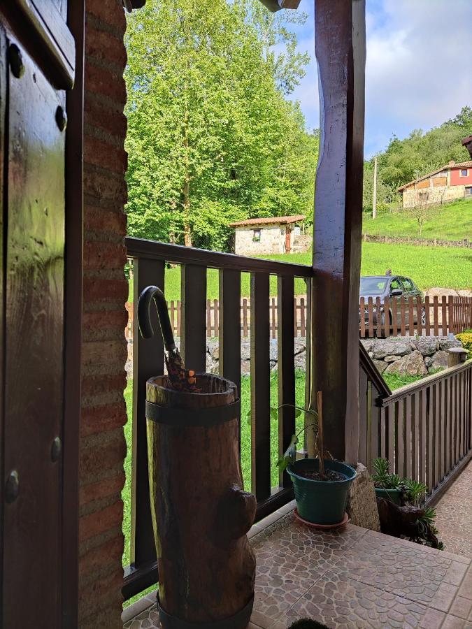 Apartamentos Rurales La Caviana Onís Exteriör bild