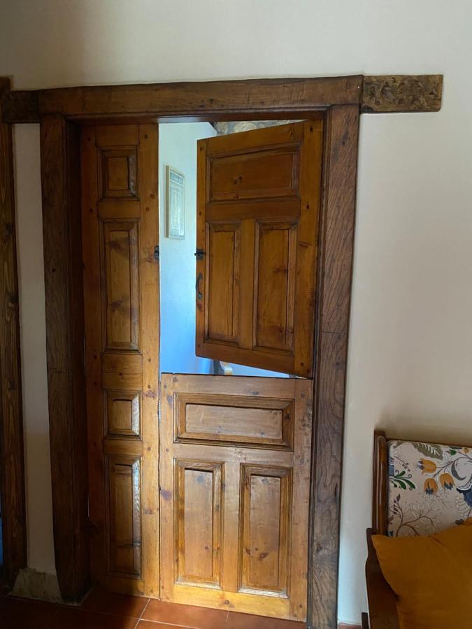 Apartamentos Rurales La Caviana Onís Exteriör bild