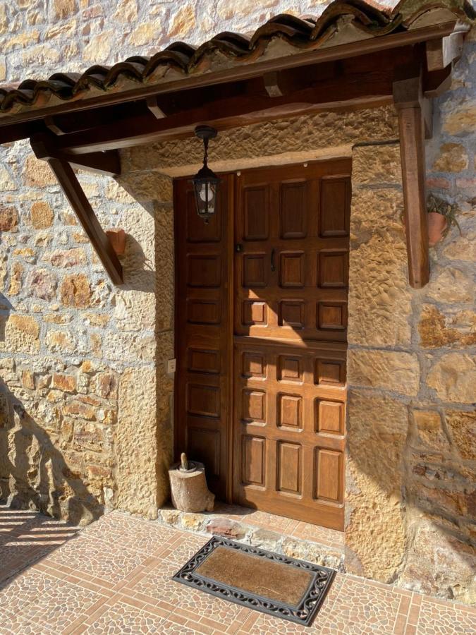 Apartamentos Rurales La Caviana Onís Exteriör bild