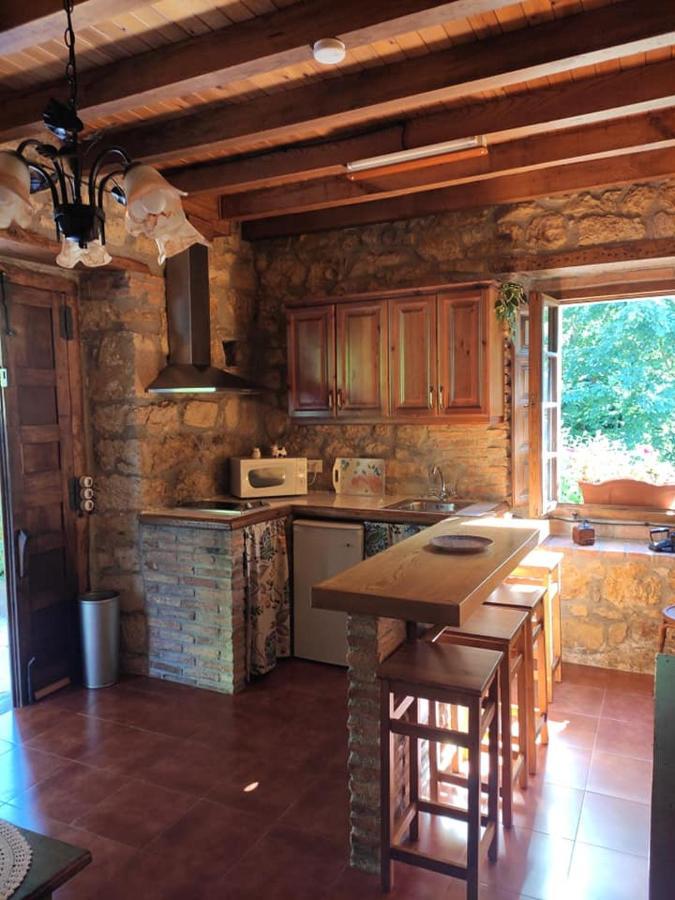 Apartamentos Rurales La Caviana Onís Exteriör bild